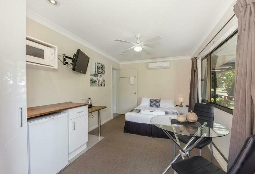 标准间, Narimba Motel