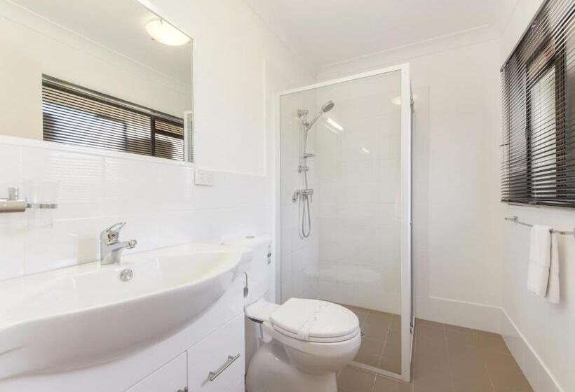 家庭间, Narimba Motel