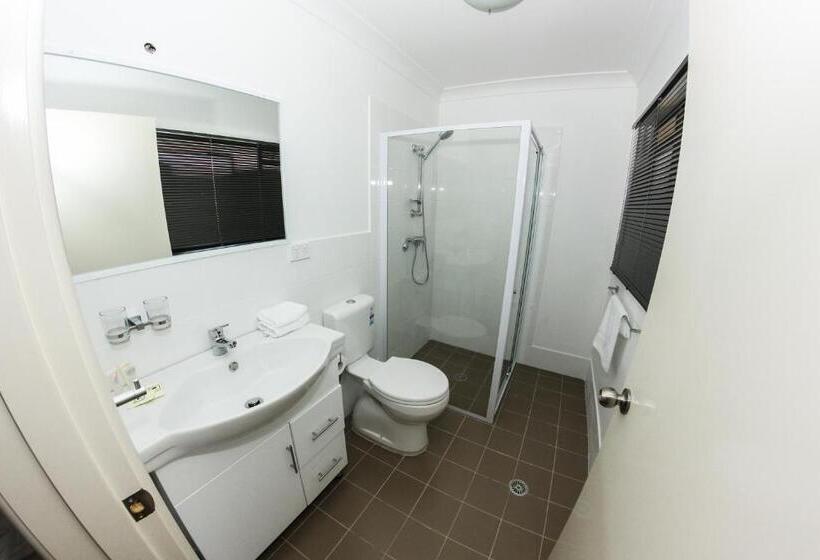 家庭间, Narimba Motel