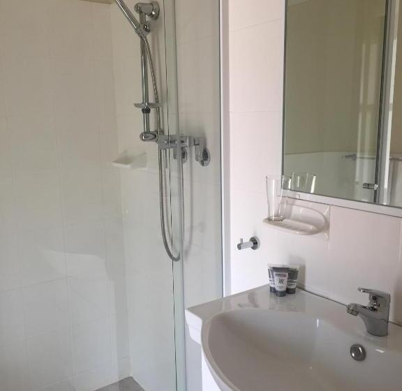 标准间, Narimba Motel