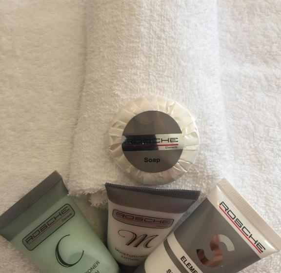 标准间, Narimba Motel