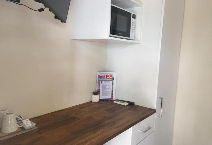 带海景的标准房, Narimba Motel