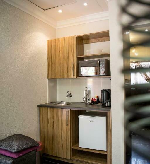 スタンダードルーム, Ons Dorpshuis Guest House