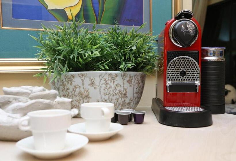 豪华套房, Shangri La Manor