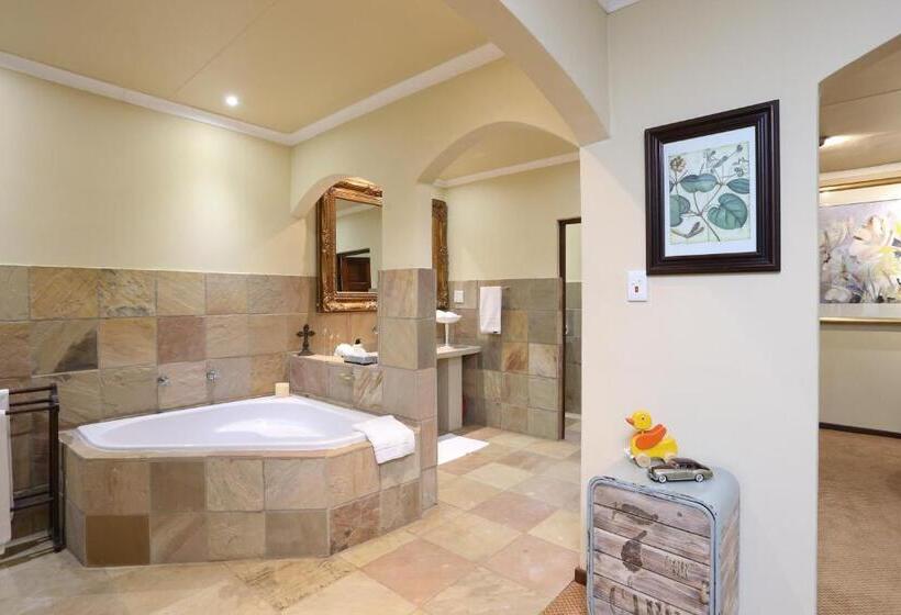 豪华套房, Shangri La Manor