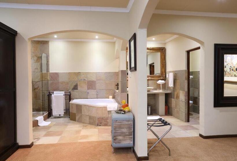 豪华套房, Shangri La Manor