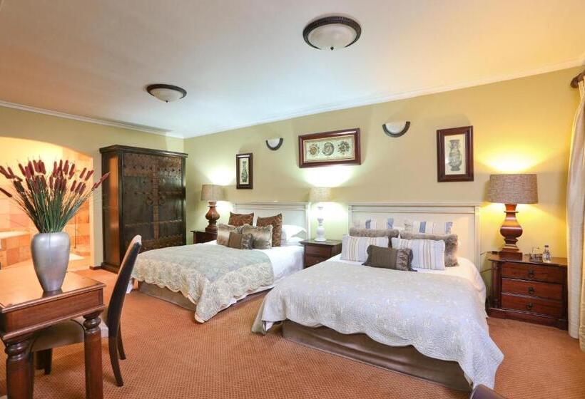 高级套房, Shangri La Manor