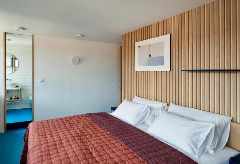 اتاق لوکس, Tower Rooms