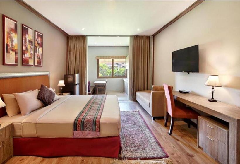 اتاق استاندارد با چشم‌انداز استخر, Puri Sabina Bed & Breakfast