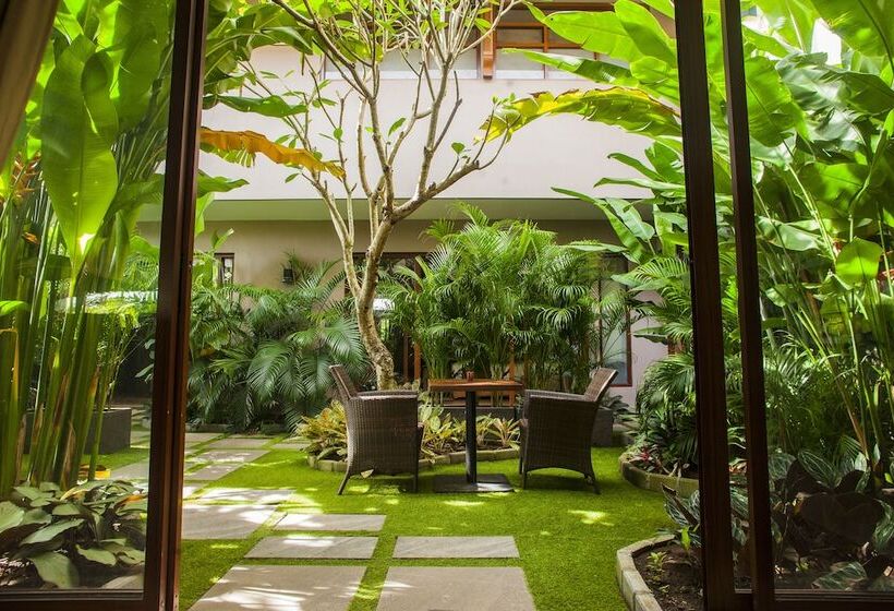 اتاق استاندارد با چشم‌انداز باغ, Puri Sabina Bed & Breakfast