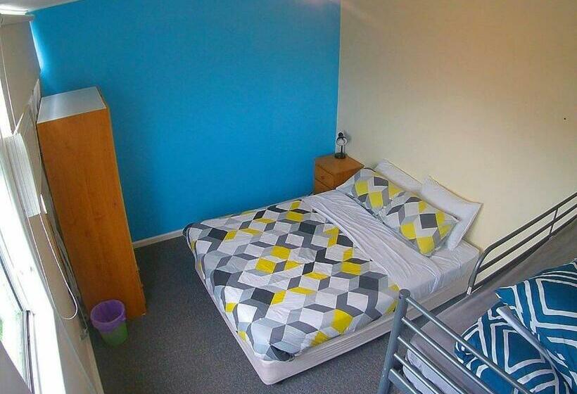 شقة 3 غرف, Turnin Motel