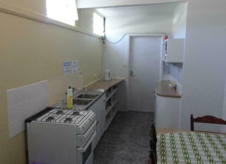 شقة 3 غرف, Turnin Motel