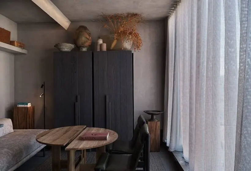Premium-sviitti, Monastik Living In Athina
