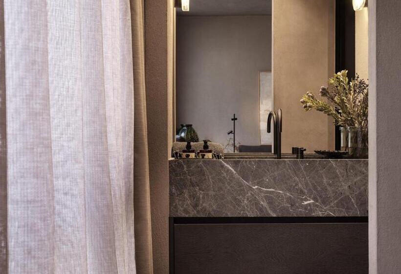 Люкс Вид на Город, Monastik Living In Athina