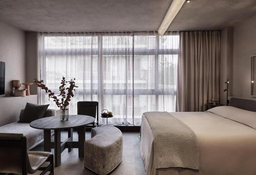 جناح مطل على المدينة, Monastik Living In Athina