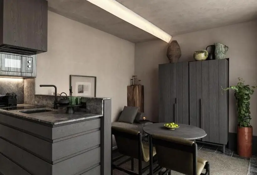 Premium-sviitti, Monastik Living In Athina