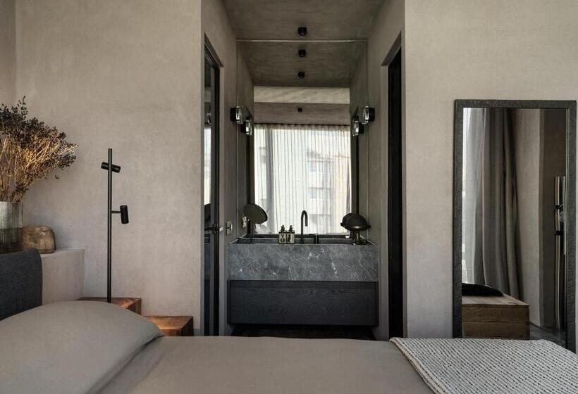 Люкс Премиум, Monastik Living In Athina