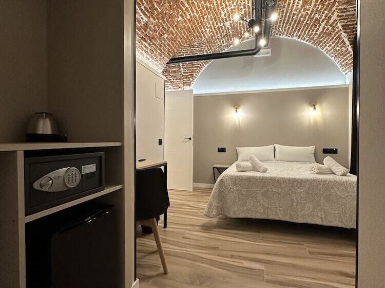 اتاق استاندارد, Cc Opera Suites