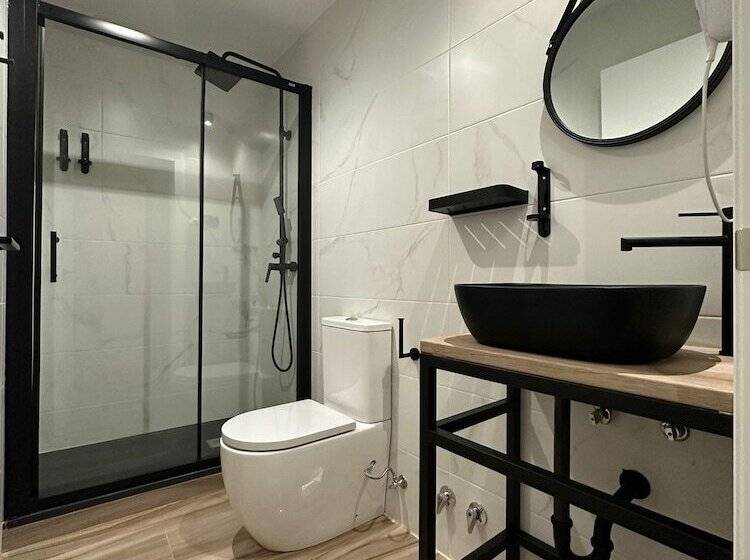 اتاق سوپریور, Cc Opera Suites