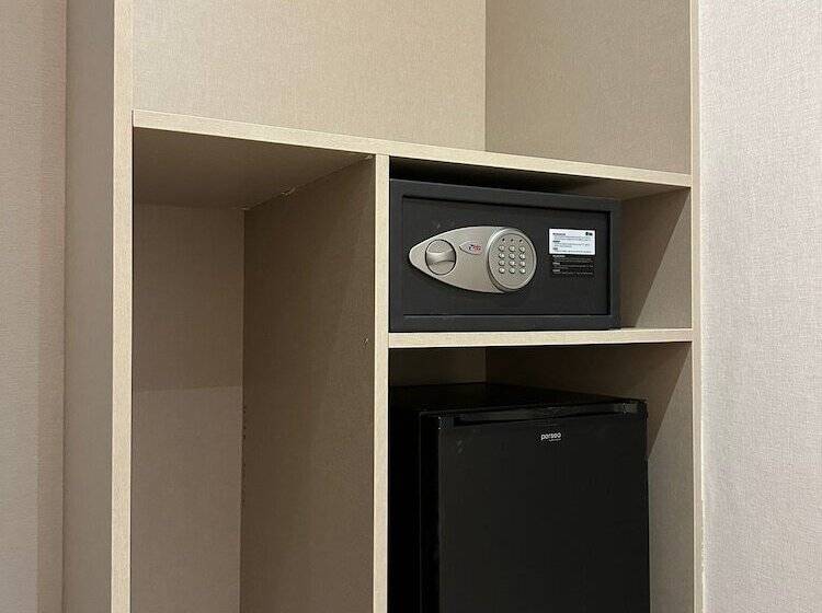 اتاق سوپریور, Cc Opera Suites