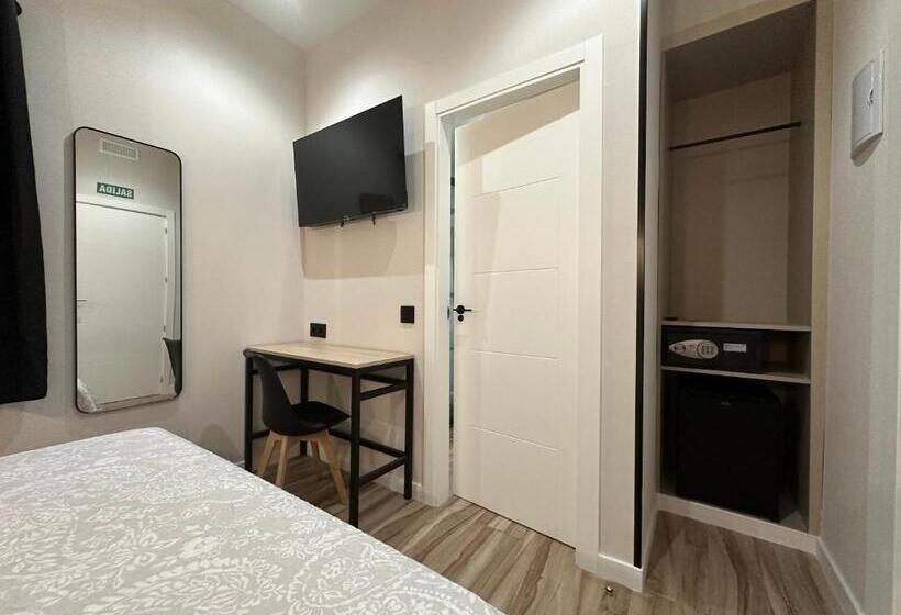 اتاق اکونومی, Cc Opera Suites