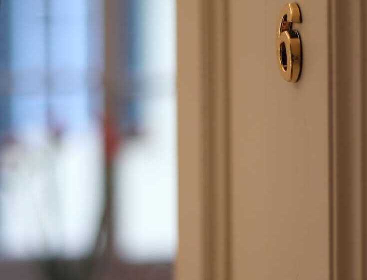 اتاق استاندارد یک نفره, Corsini Tintori