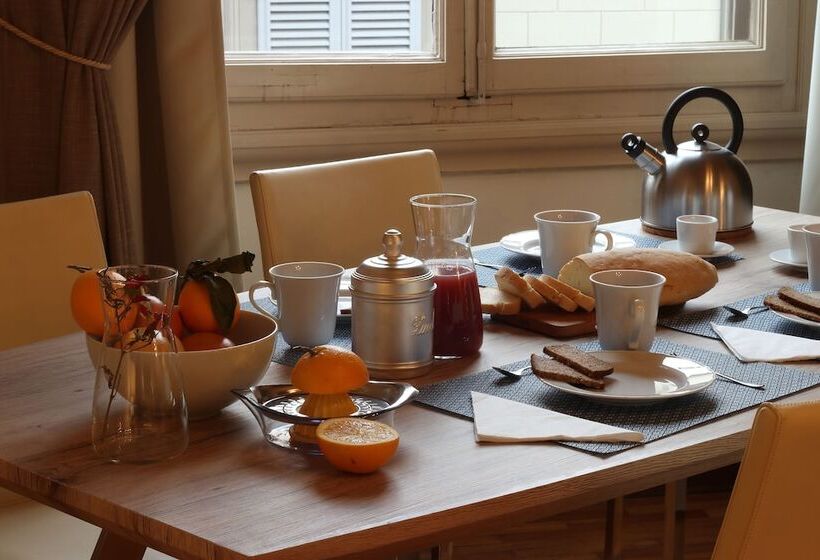 استودیوی لوکس, Corsini Tintori