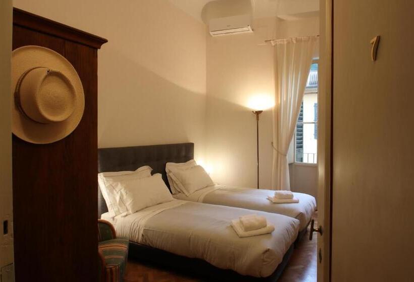 اتاق سوپریور, Corsini Tintori