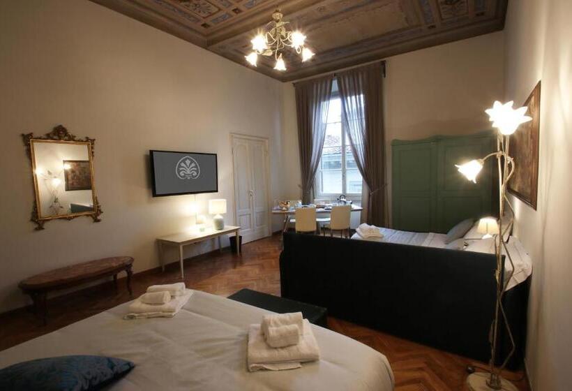 استودیوی لوکس, Corsini Tintori