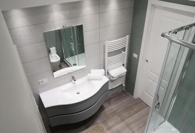 Номер Стандарт с Балконом, Ermes Rooms B&b