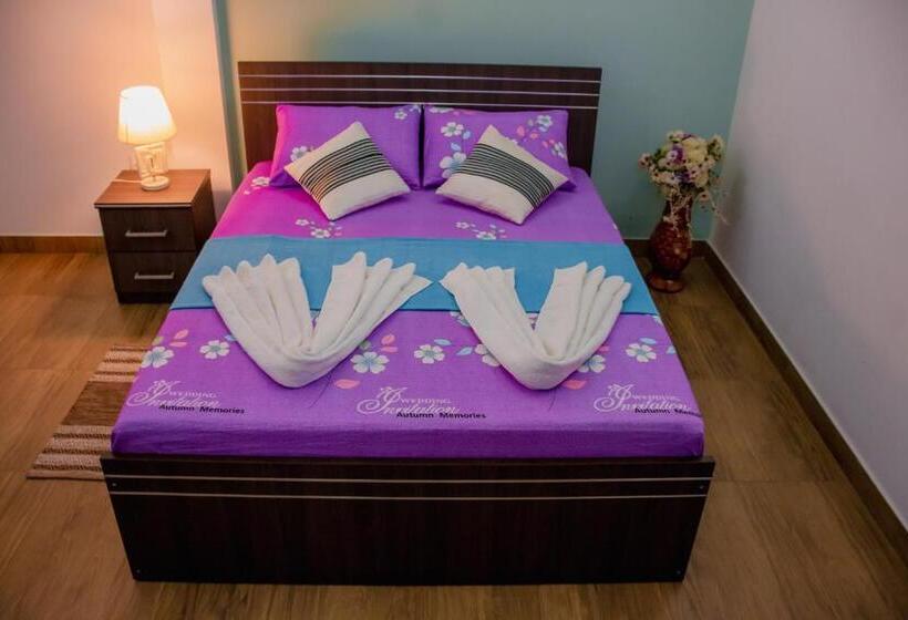 غرفة ديلوكس, Randima