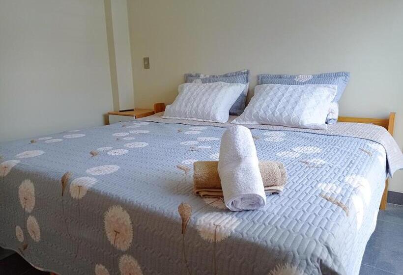 اتاق لوکس با تخت بزرگ, Sunlight