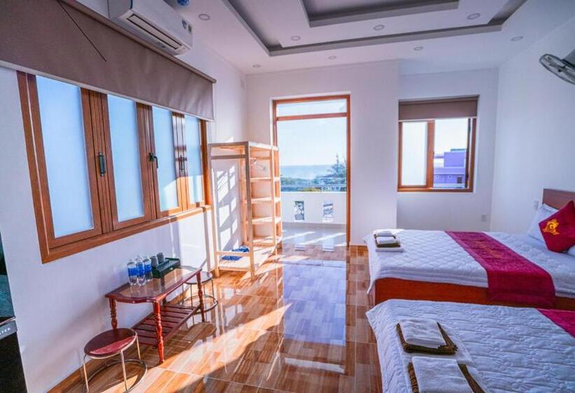 اتاق خانوادگی, The Sun Long Hai