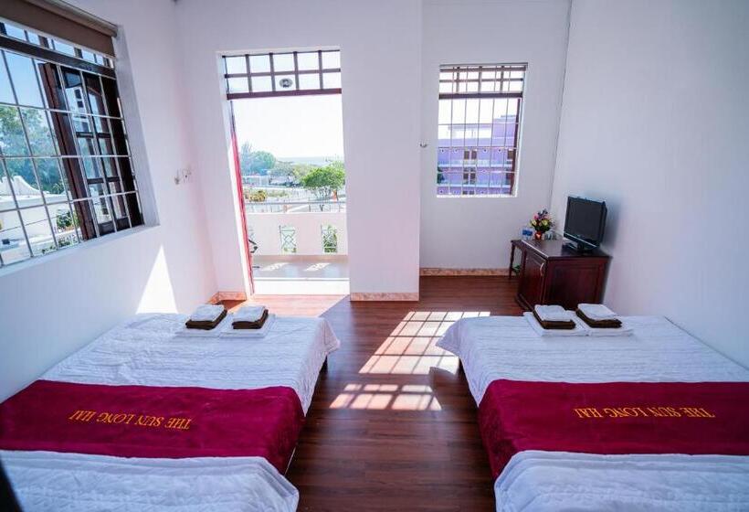 اتاق خانوادگی, The Sun Long Hai