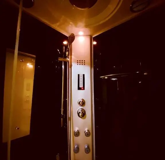 スタンダードルーム, Hostal Queltehue