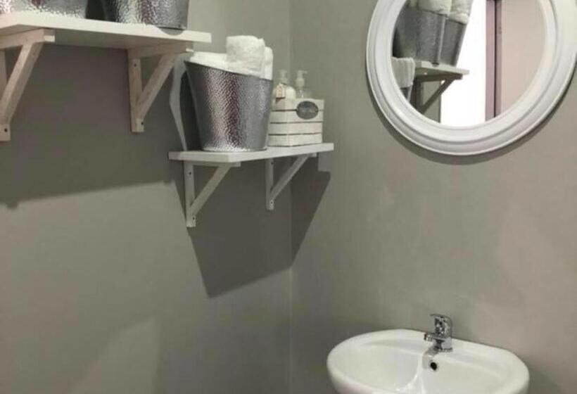 Семейный Номер, The Flower Guest House