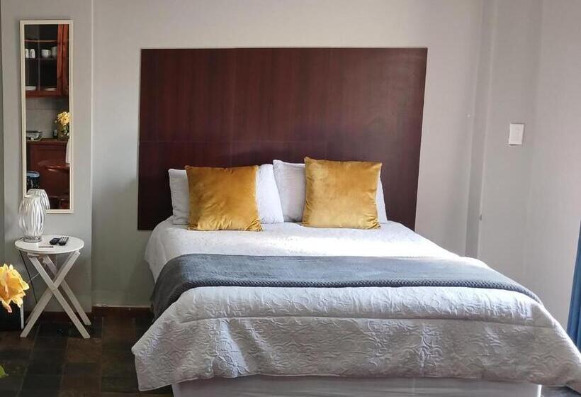 Семейный Номер, The Flower Guest House