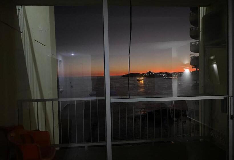 آپارتمان 1 خوابه با چشمانداز دریا, Torres Gemelas 2011 N