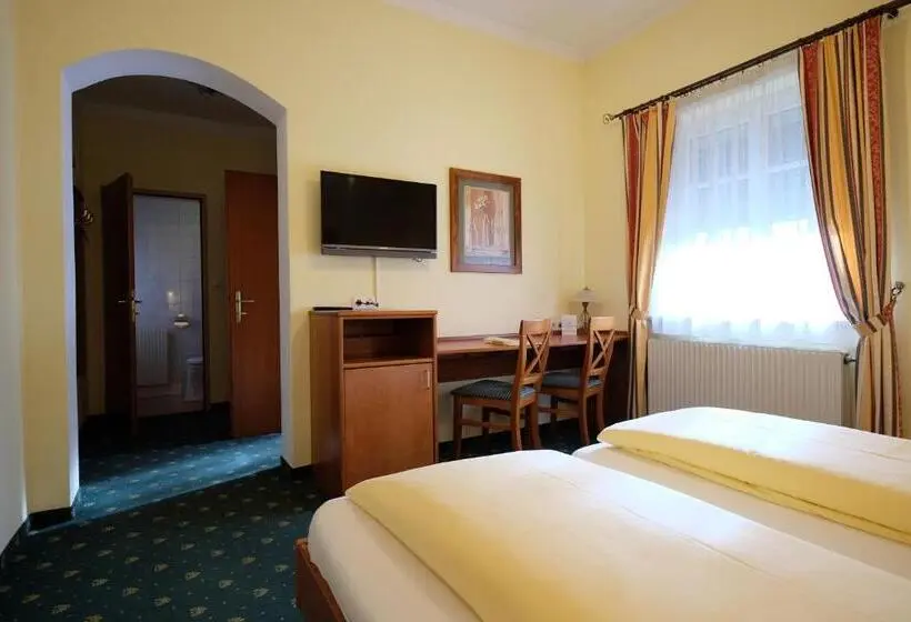 Standard Room, Restaurant Neuhold