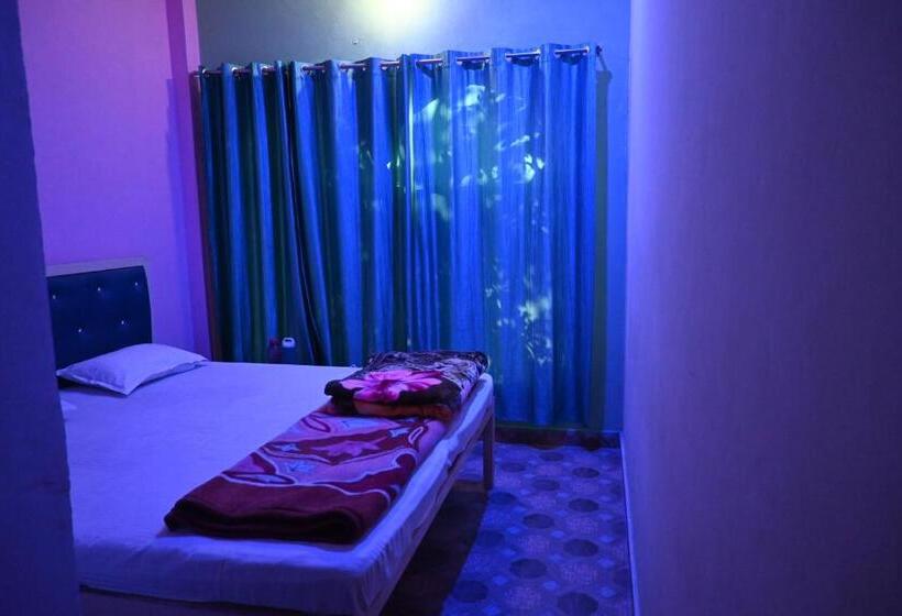 חדר סטנדרט, Krishna Paying Guest House