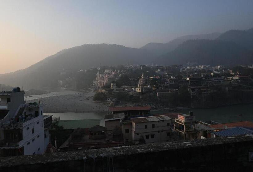 חדר סטנדרט נוף לגינה, Krishna Paying Guest House