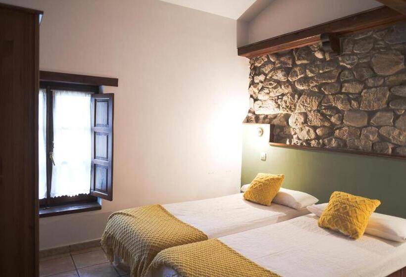 חדר קלאסי לשלושה, Posada La Estela Barros