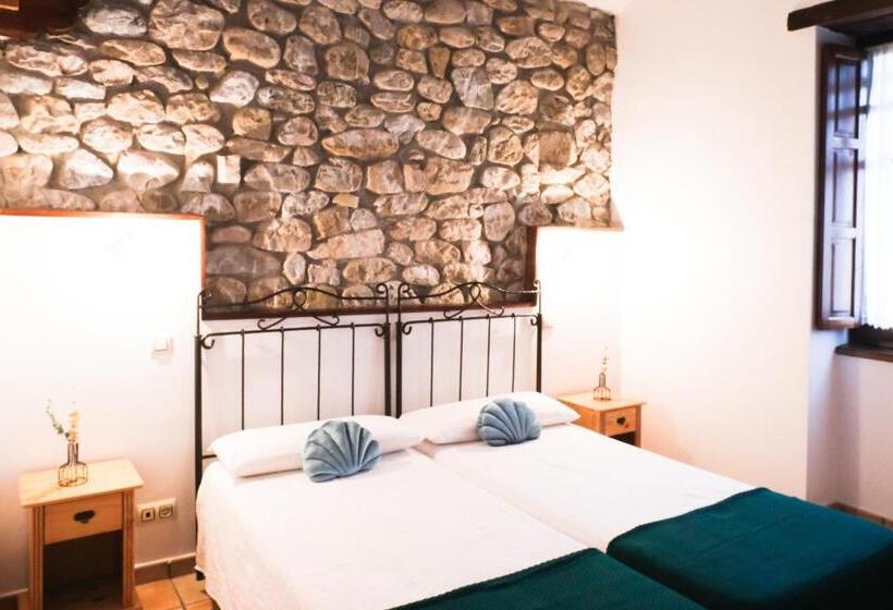 חדר קלאסי לארבעה, Posada La Estela Barros