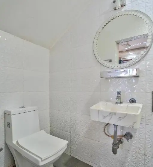 Villa 3 Makuuhuonetta, Lacasita Villas & Cottages Near Anjuna Beach & Shiva Valley