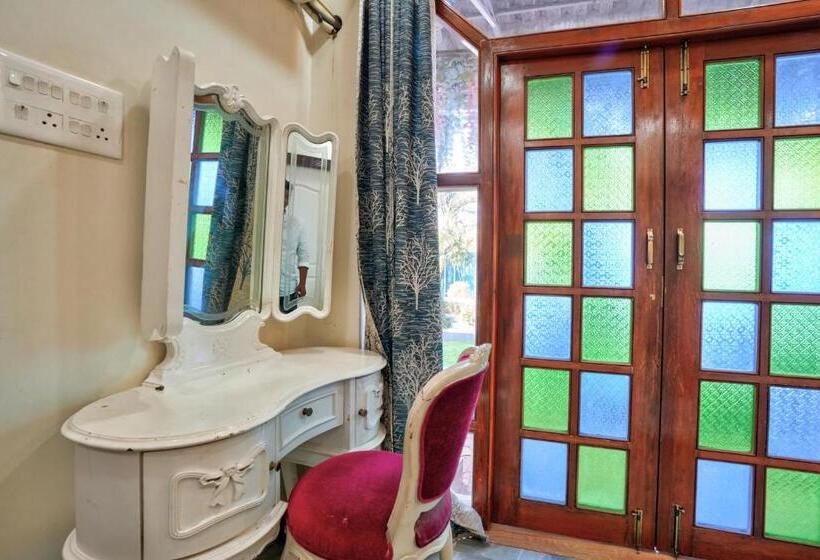 Вилла 3 Спальни, Lacasita Villas & Cottages Near Anjuna Beach & Shiva Valley