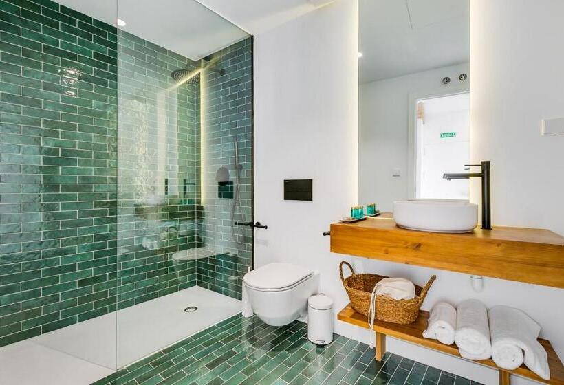 سوئیت با وان آب گرم, Palacio De Bobadilla Suites