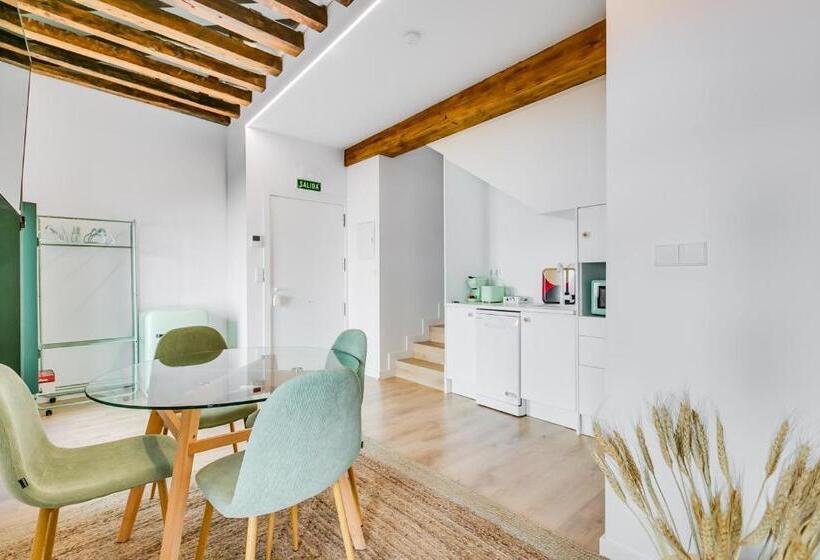 سوئیت با وان آب گرم, Palacio De Bobadilla Suites