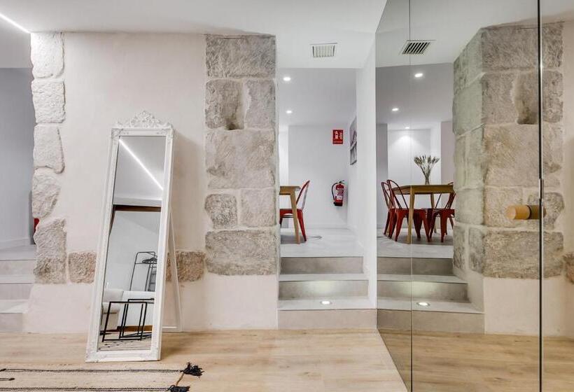 سوییت لوکس, Palacio De Bobadilla Suites