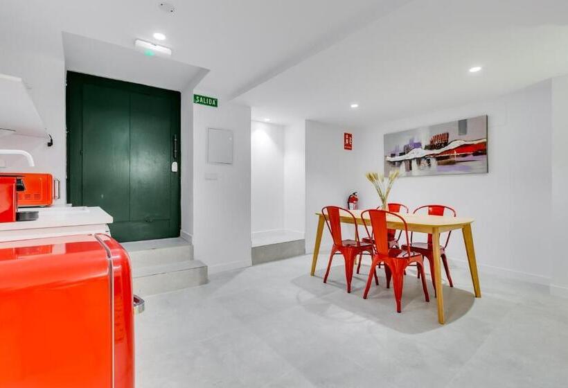 سوییت لوکس, Palacio De Bobadilla Suites