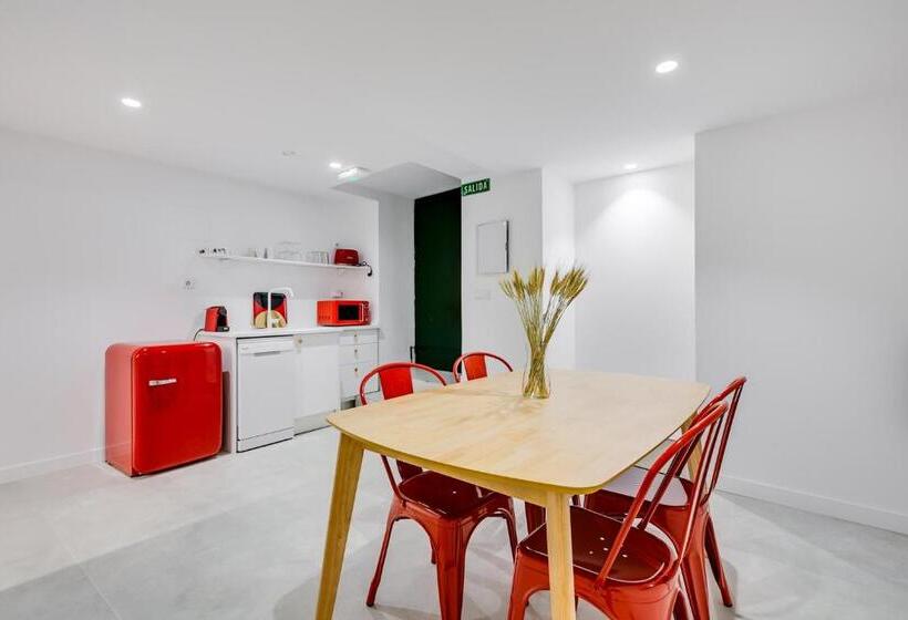 سوییت لوکس, Palacio De Bobadilla Suites